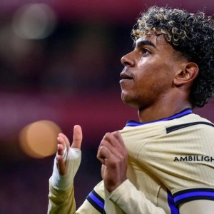 世界杯官方正版软件下载-西媒：因亚马尔成为巴萨会员不足一年，根据规定没有投票资格